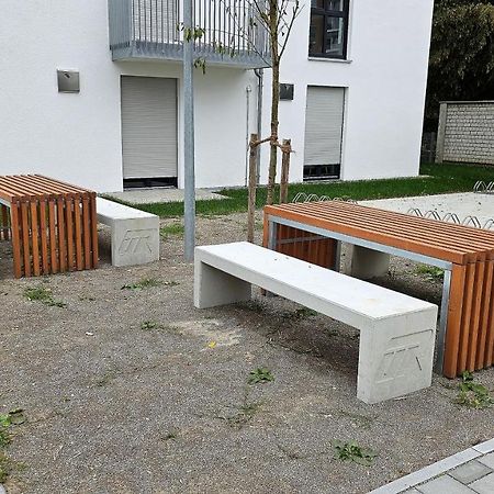 Apartment Kueche Arbeitsplatz Netflix Wlan Barrierefrei Аугсбург Екстер'єр фото