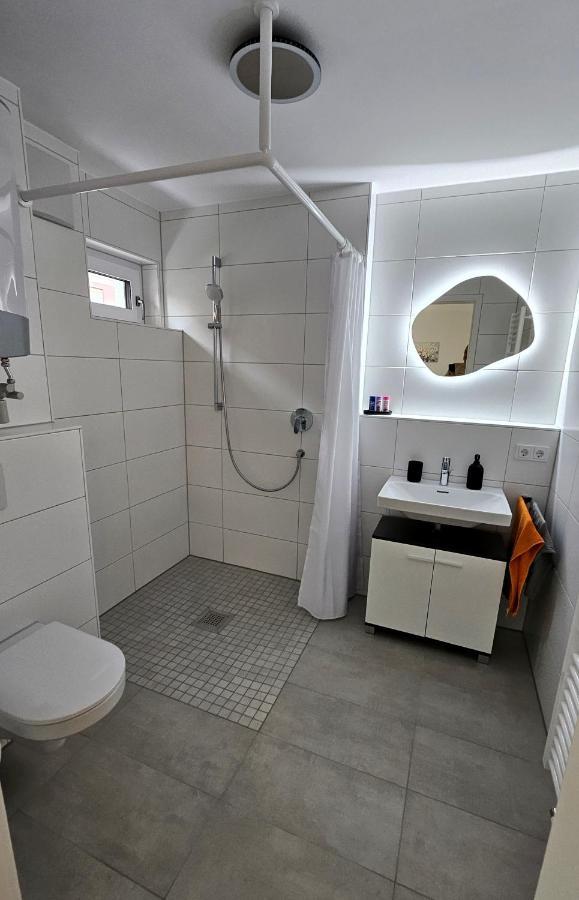 Apartment Kueche Arbeitsplatz Netflix Wlan Barrierefrei Аугсбург Екстер'єр фото