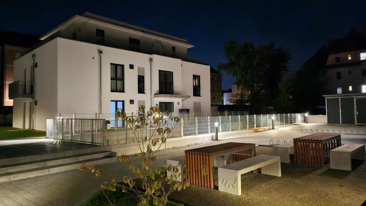 Apartment Kueche Arbeitsplatz Netflix Wlan Barrierefrei Аугсбург Екстер'єр фото
